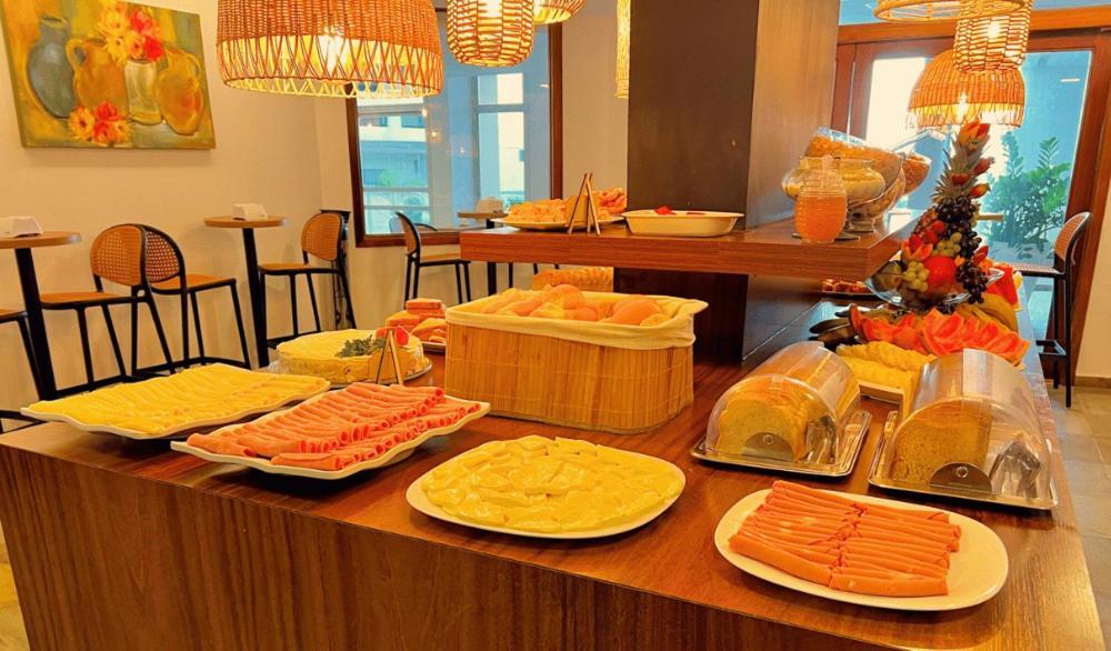 Hotel Atlantico กวาราปารี ภายนอก รูปภาพ