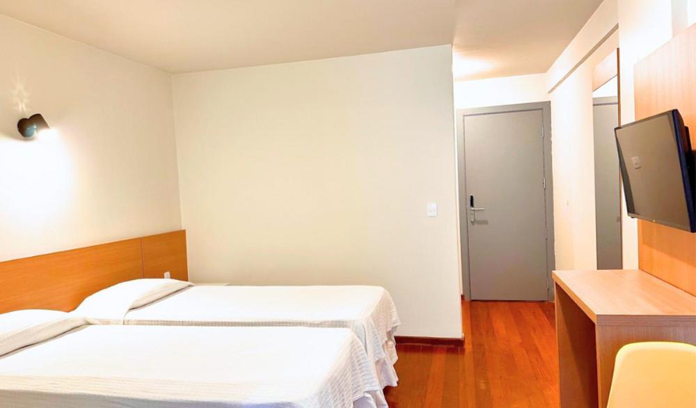 Hotel Atlantico กวาราปารี ภายนอก รูปภาพ